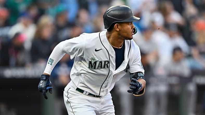 seattle mariners outfielder julio rodriguez