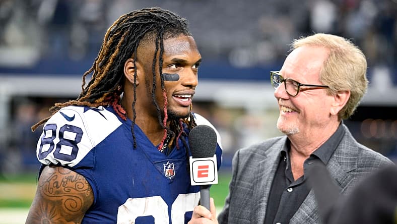 NFL: New York Giants at Dallas Cowboys