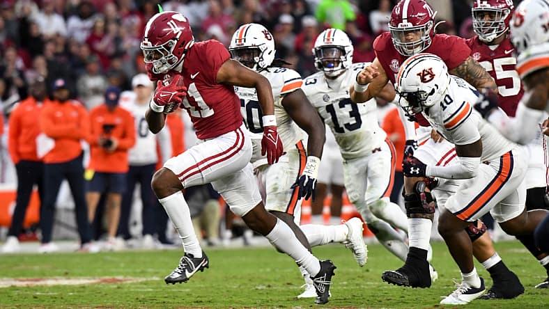 college football transfer portal: traeshon holden