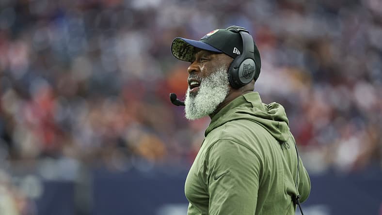 nfl picks against the spread: houston texans cover against dallas cowboys