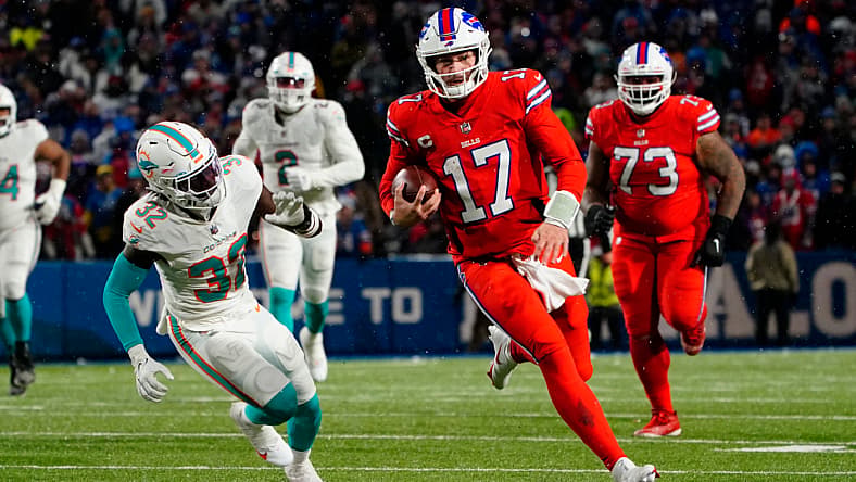 NFL: Miami Dolphins at Buffalo Bills