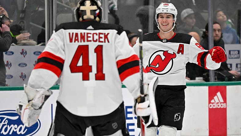 NHL: New Jersey Devils at Dallas Stars