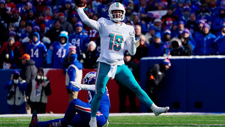 nfl wild card qb performances: skylar thompson, miami dolphins