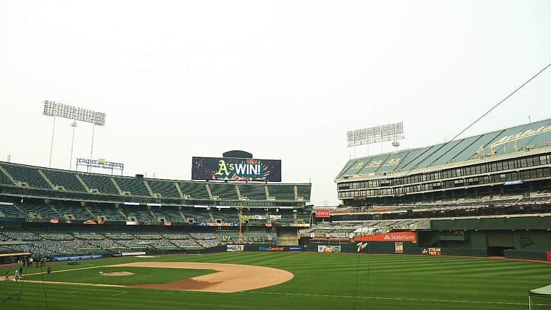 MLB: Wildcard-Chicago White Sox at Oakland Athletics