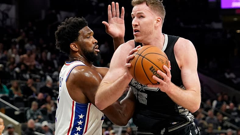 NBA: Philadelphia 76ers at San Antonio Spurs