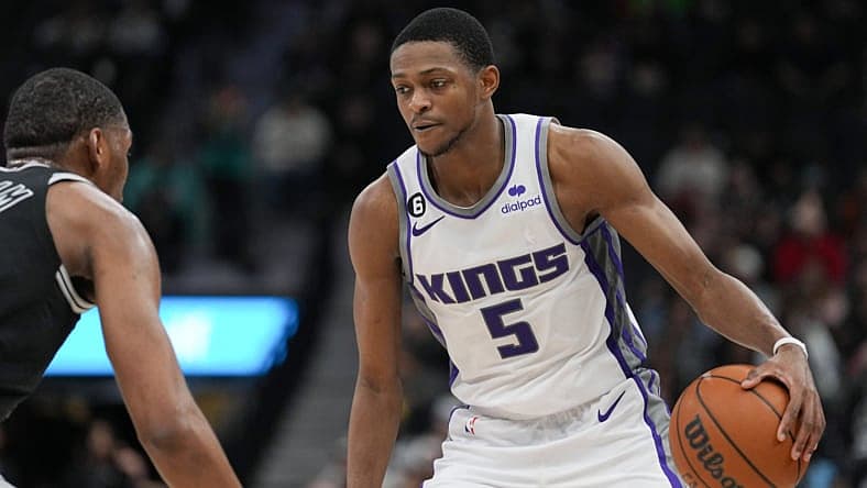 NBA: Sacramento Kings at San Antonio Spurs