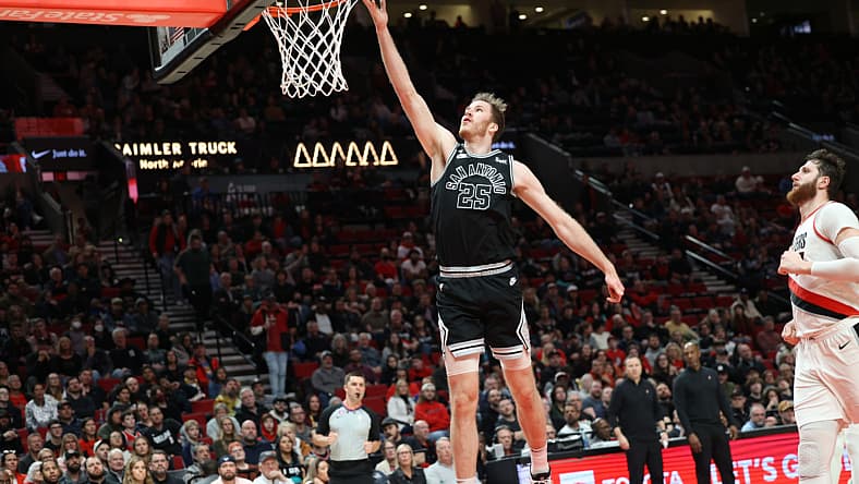 NBA: San Antonio Spurs at Portland Trail Blazers