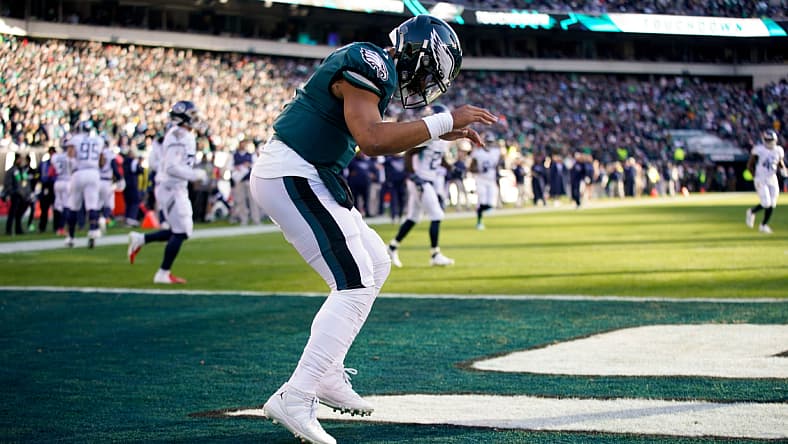 NFL: Tennessee Titans at Philadelphia Eagles
