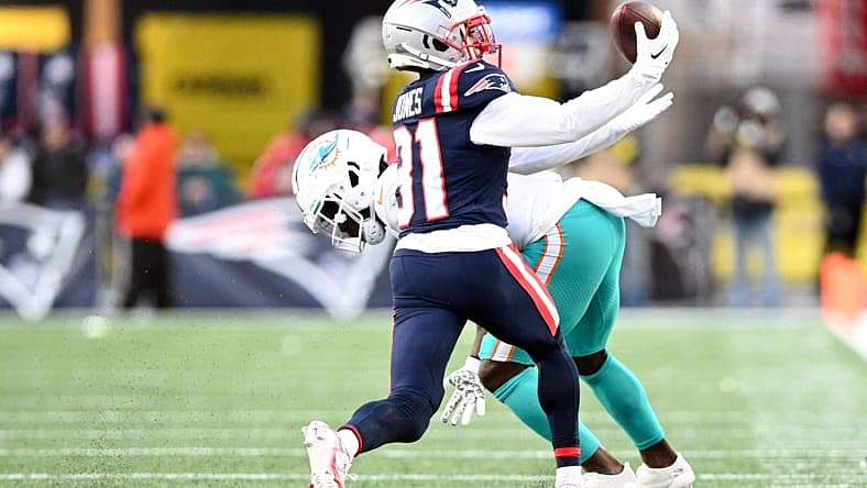 nfl free agency: jonathan jones