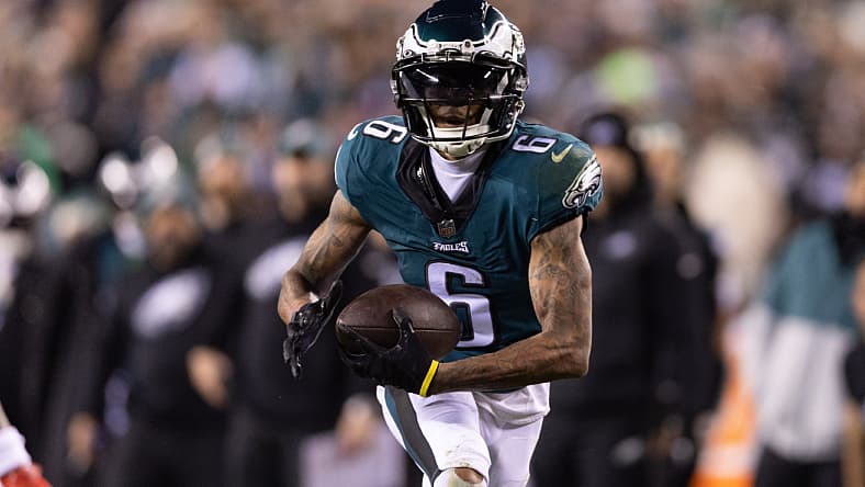 super bowl lvii matchups: devonta smith vs jaylen watson