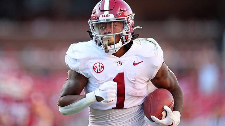 NCAA Football: Alabama at Arkansas