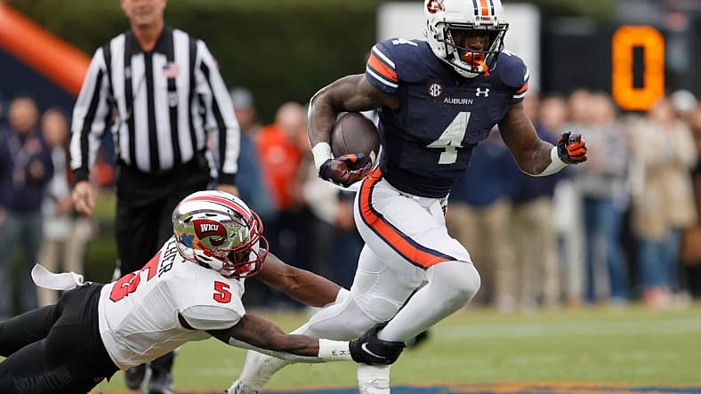 NCAA Football: Western Kentucky at Auburn