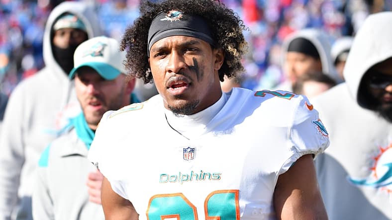 NFL: AFC Wild Card Round-Miami Dolphins at Buffalo Bills