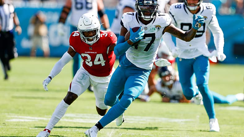 new england patriots sign d.j. chark