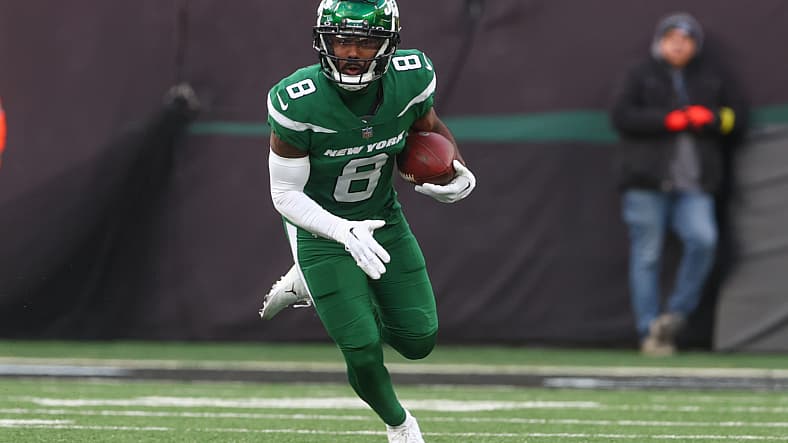 nfl trades: elijah moore trade to the san francisco 49ers