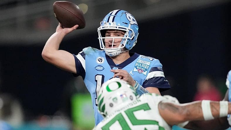 NCAA Football: Holiday Bowl-North Carolina at Oregon