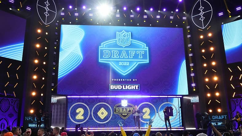 NFL: NFL Draft
