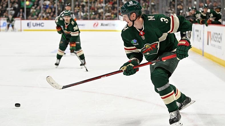 NHL: Boston Bruins at Minnesota Wild