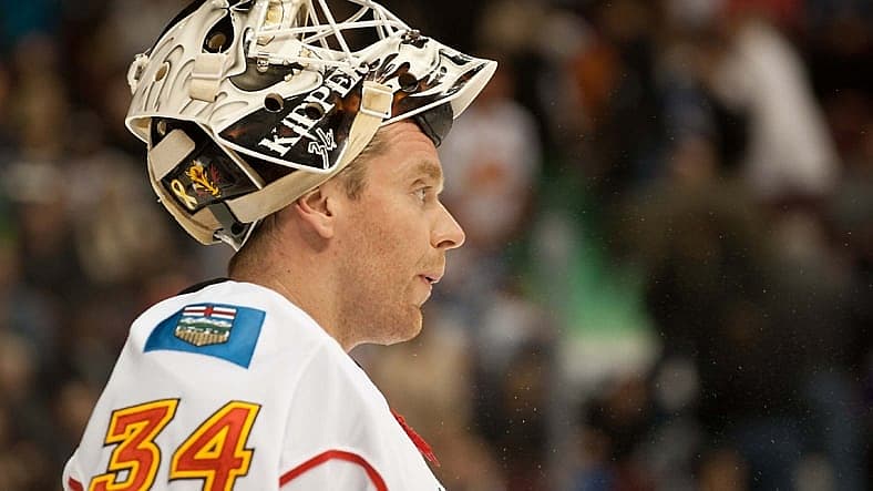 NHL: Calgary Flames at Vancouver Canucks