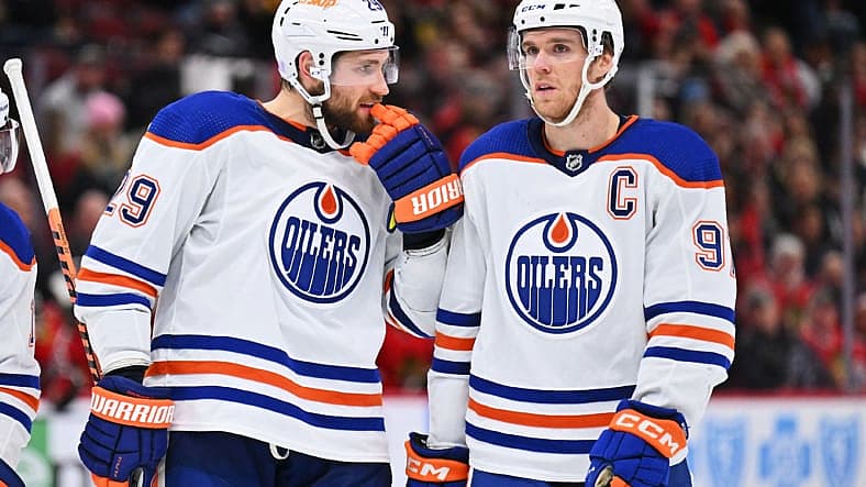 NHL: Edmonton Oilers at Chicago Blackhawks