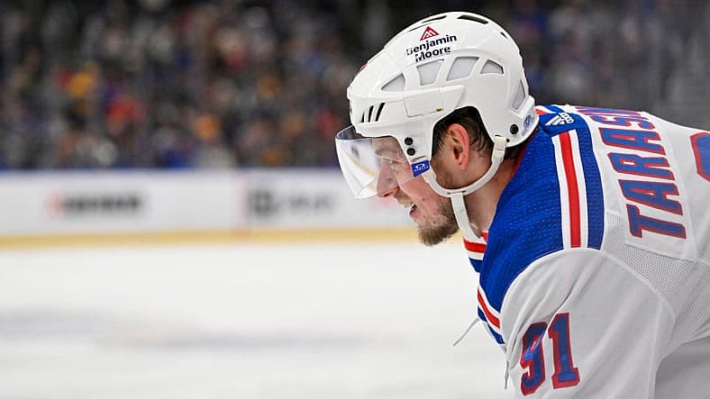 NHL: New York Rangers at St. Louis Blues