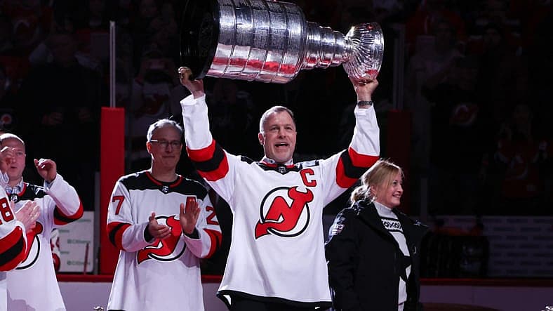 NHL: Philadelphia Flyers at New Jersey Devils