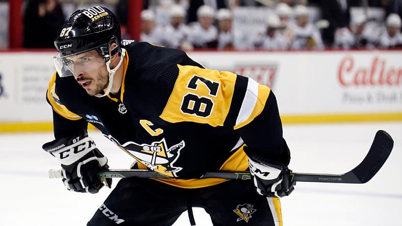 NHL: Chicago Blackhawks at Pittsburgh Penguins