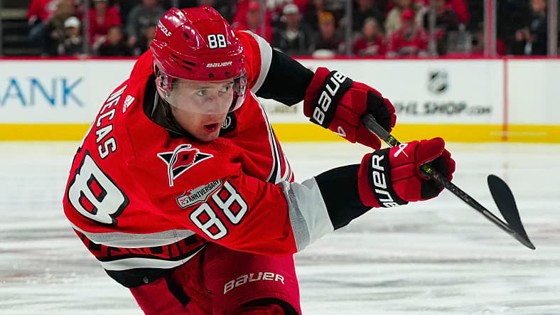 NHL: Stanley Cup Playoffs-New York Islanders at Carolina Hurricanes