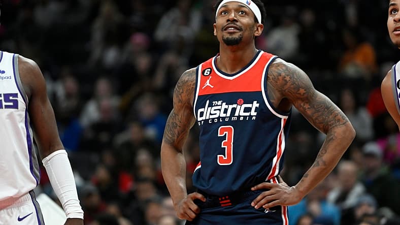 nba trade tracker: bradley beal trade to the phoenix suns