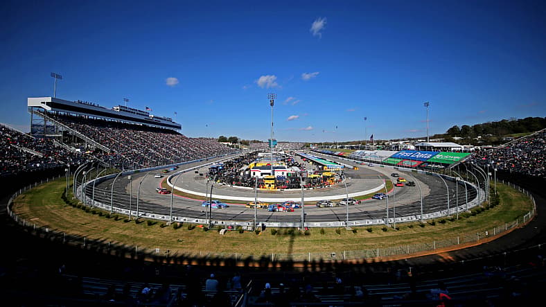 NASCAR: First Data 500