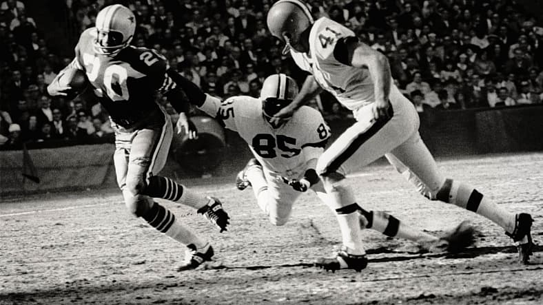 best cornerbacks of all time: mel renfro