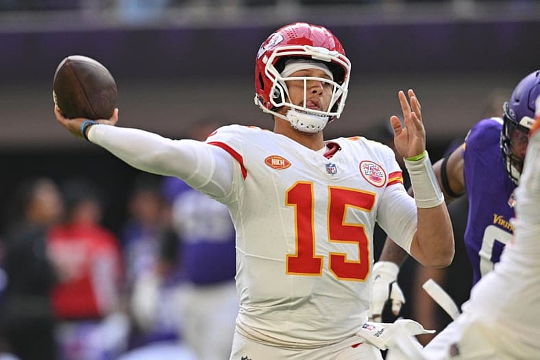 NFL: Kansas City Chiefs at Minnesota Vikings