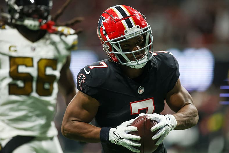 NFL: New Orleans Saints at Atlanta Falcons