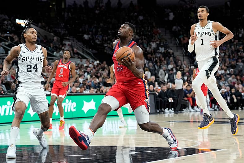 NBA: New Orleans Pelicans at San Antonio Spurs