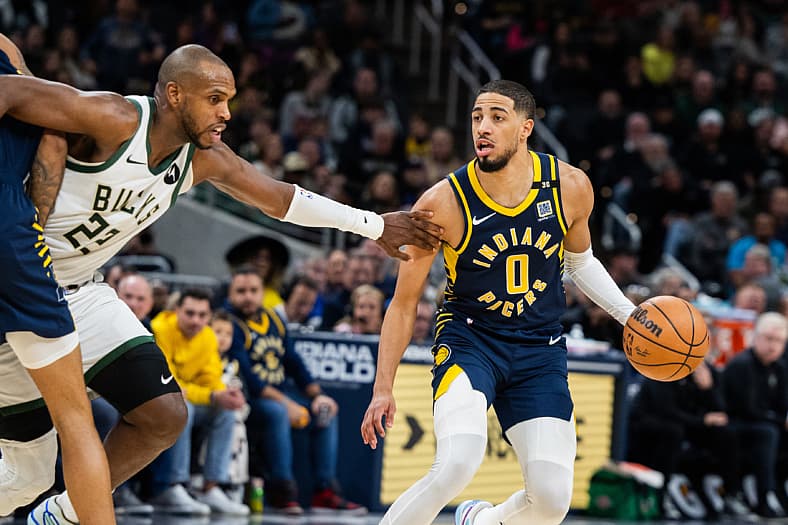 NBA: Milwaukee Bucks at Indiana Pacers