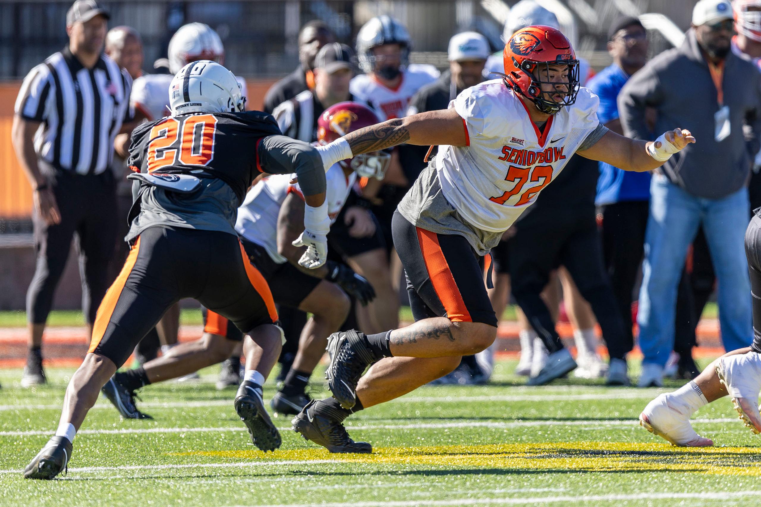 Oregon State offensive tackle Taliese Fuaga