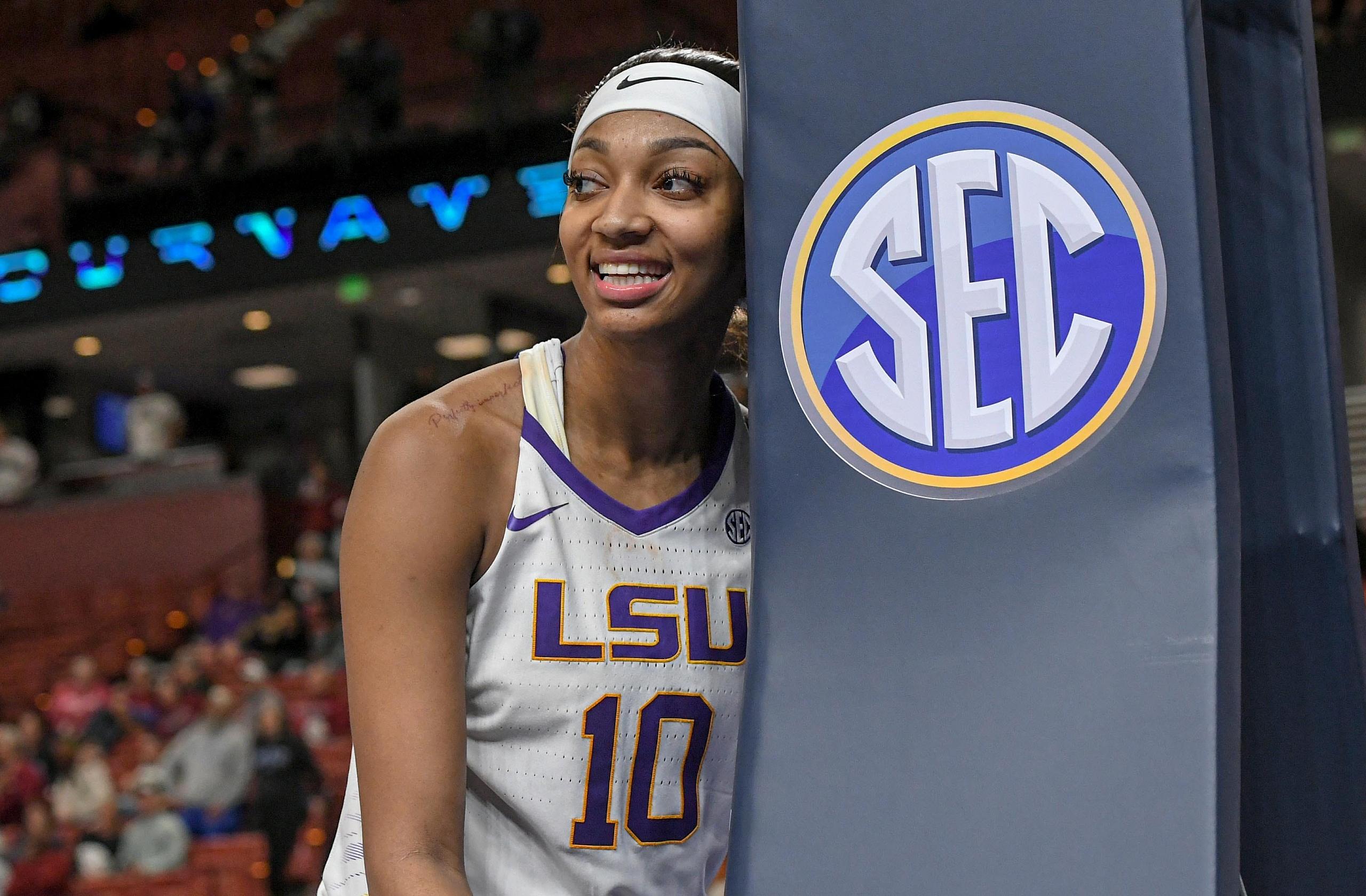 Best women’s college basketball players 2204, Angel Reese