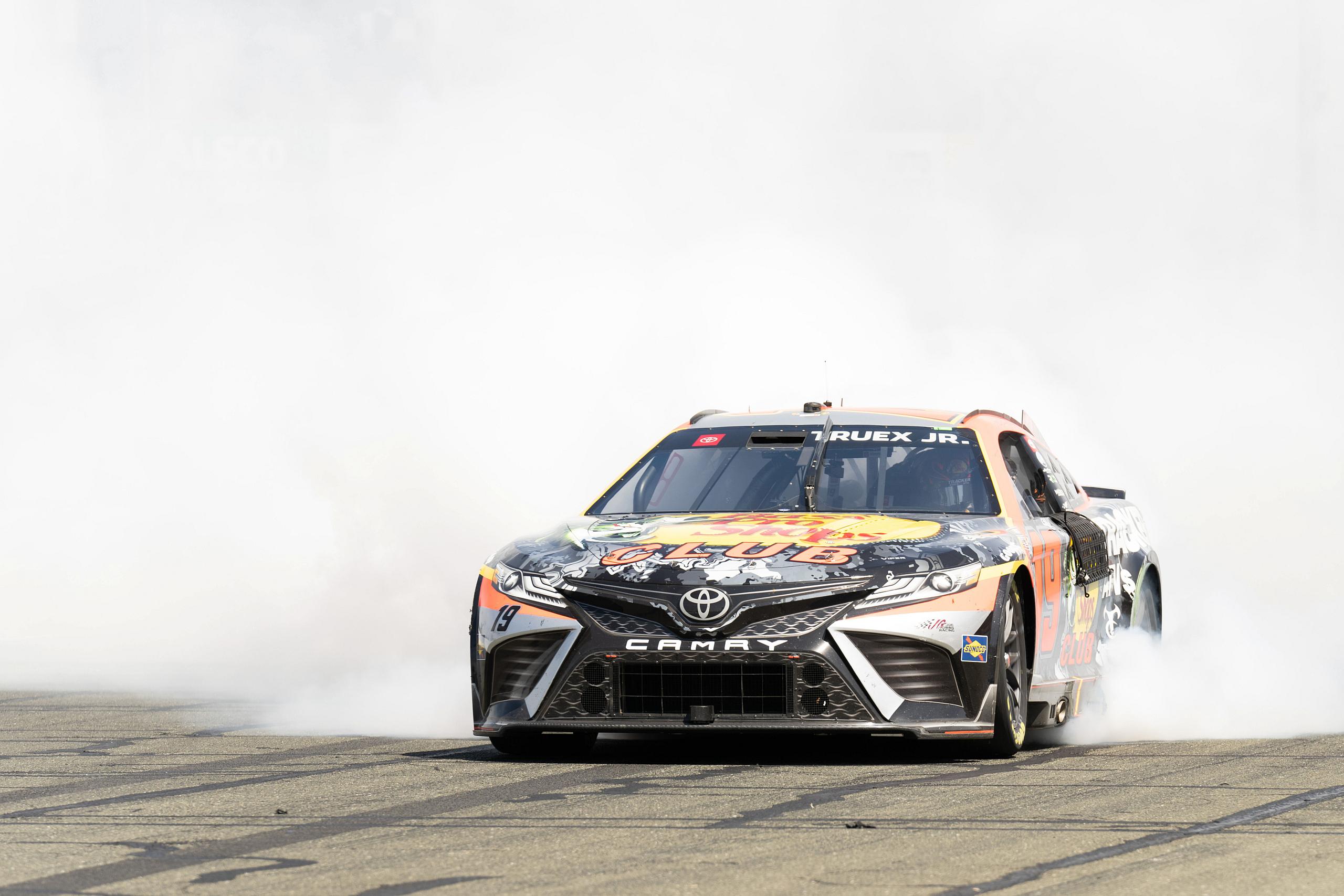 NASCAR: Toyota / Save Mart 350