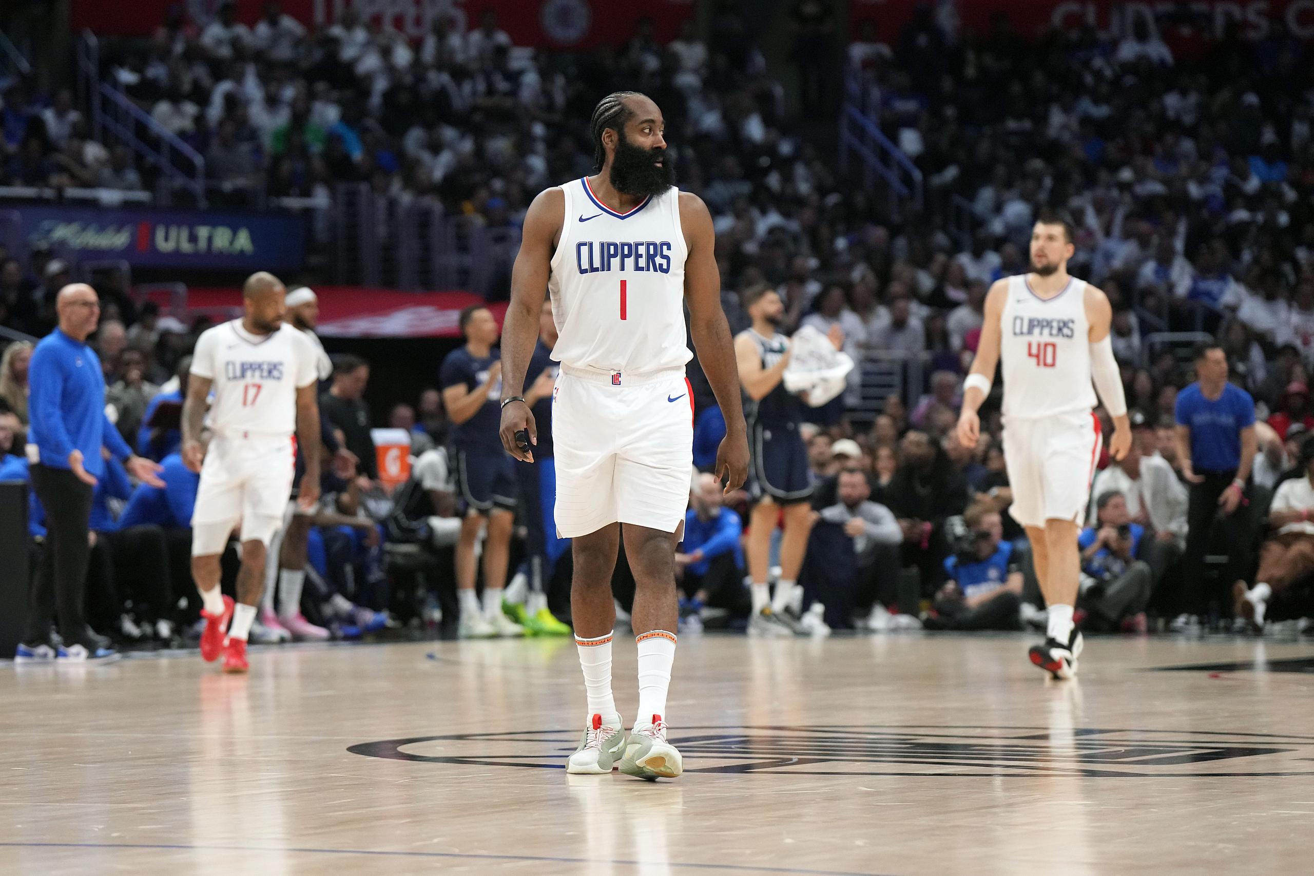 NBA: Playoffs-Dallas Mavericks at Los Angeles Clippers