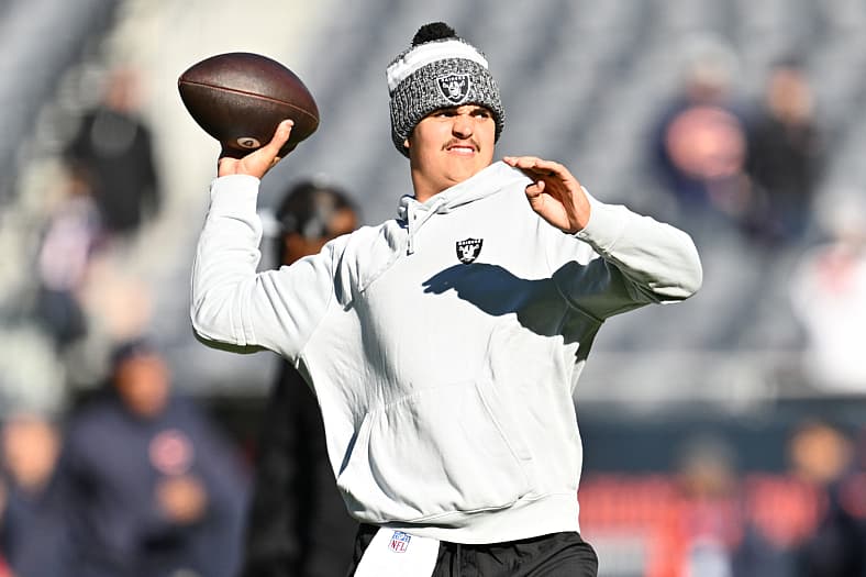 Raiders quarterback competition Aidan O'Connell