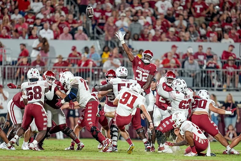 Longest field goals in college football history