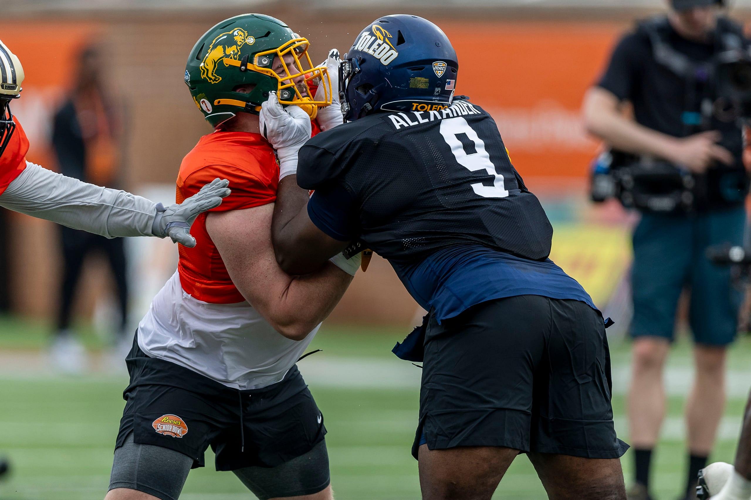 Chicago Bears mock draft 2025