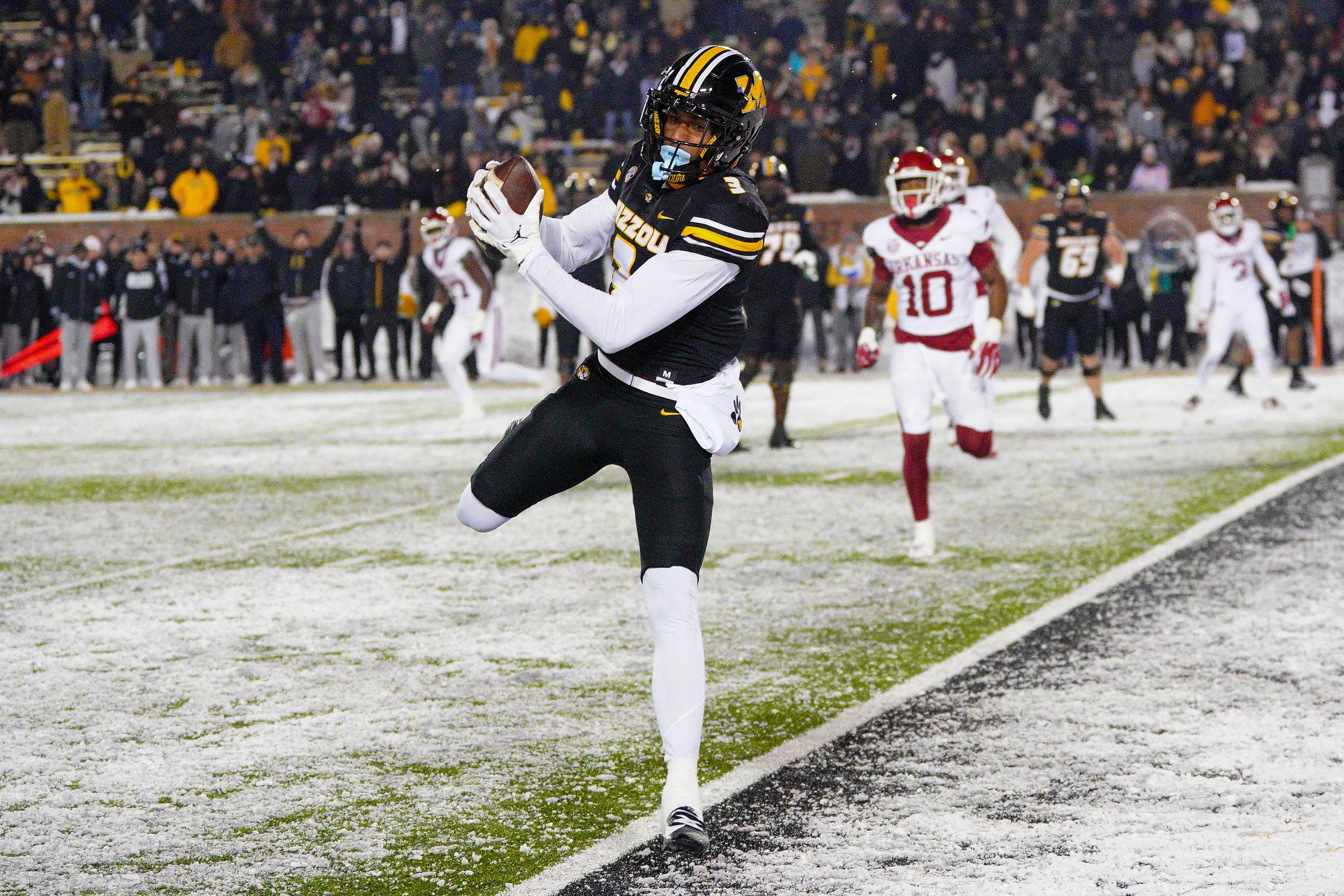NCAA Football: Arkansas at Missouri