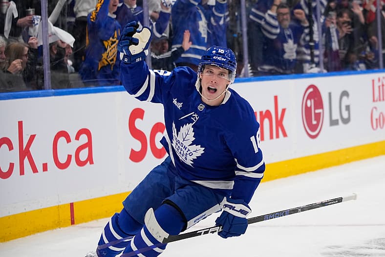 NHL: Stanley Cup Playoffs-Ottawa Senators at Toronto Maple Leafs