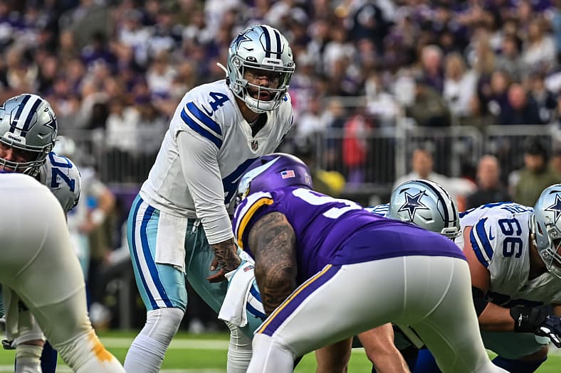 NFL: Dallas Cowboys at Minnesota Vikings