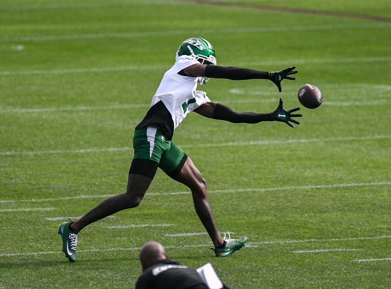 Highest paid NFL players