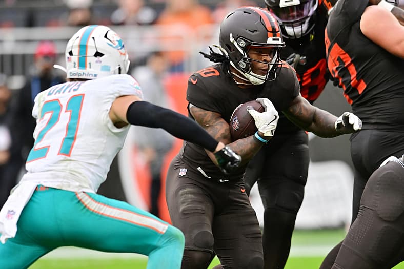 NFL: Miami Dolphins at Cleveland Browns