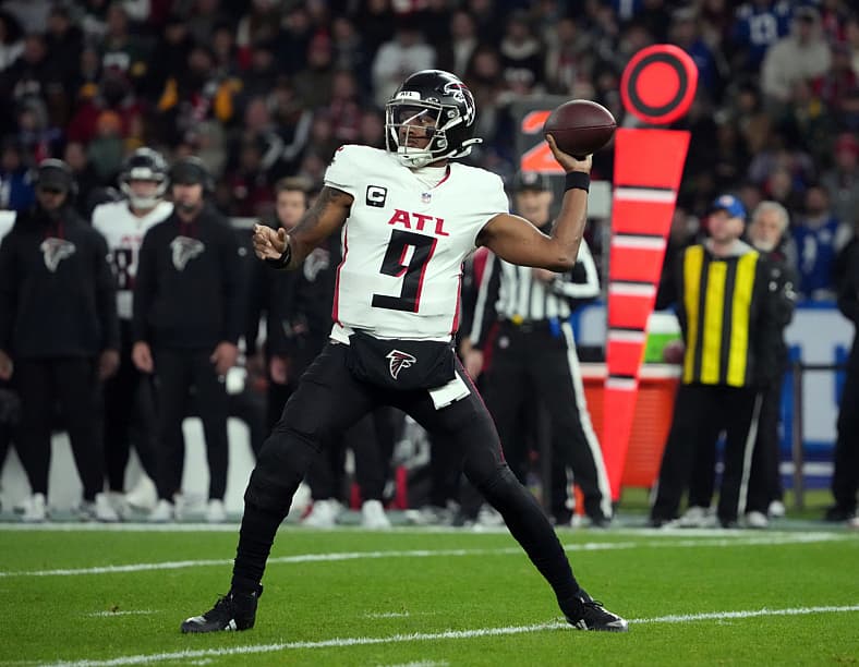 NFL: Berlin Game-Atlanta Falcons at Indianapolis Colts