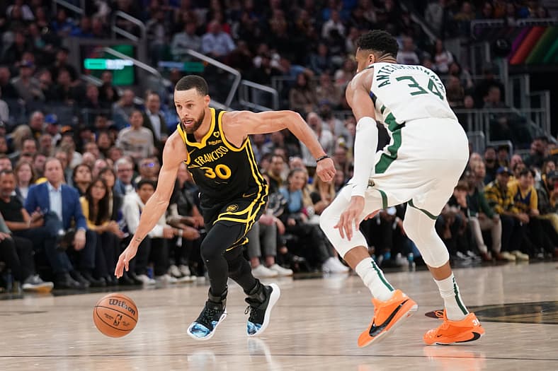 NBA: Milwaukee Bucks at Golden State Warriors