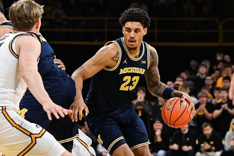 college basketball rankings